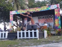 Rocky Gerung Bicara di Tepian Mahakam, Tongkang Batu Bara Malah Sepi Melintas