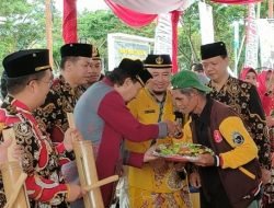 Gelar Beseprah, Masyarakat dan Kesultanan Kukar Makan Bareng