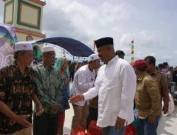 Bupati Bantu Usaha Perikanan di Kecamatan Muara Muntai