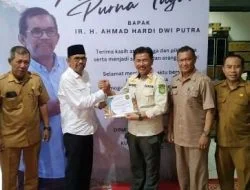 Kepala Distransnaker Purna Tugas, Sekda Ucapkan Terima kasih