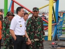 Bersihkan Sungai Mahakam, Kodim 0901/Samarinda Kerahkan Excavator Terapung