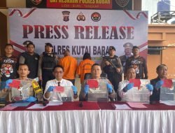 Dua Buronan Pencurian Emas Akhirnya Tertangkap