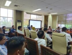 Pemkab Bantu Masalah Jalan Desa Batuah-Tani Harapan