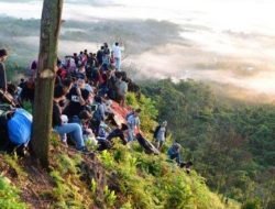 Bumi Perkemahan Akan Dibangun di Wisata Puncak Bukit Biru