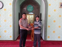 Serdik Ramadhanil Salurkan Infaq dan Zakat Kepada Kaum Duafa di Lembang