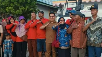 penyaluran bantuan ke patani di desa panca jaya