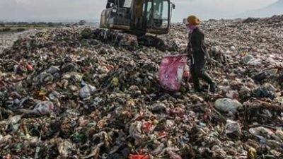 TPA sAMPAH DI JEMBAYAN TENGAH