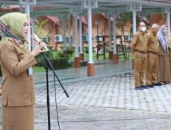 Pimpin Apel Pagi, Sekwan Tegaskan Disiplin Kerja dan Penyerapan Anggaran