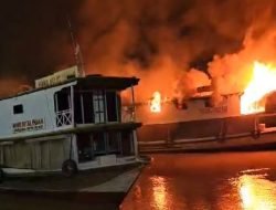 KM Dayak Lestari Terbakar di Pelabuhan Samarinda, Beruntung Tidak Ada Korban Jiwa