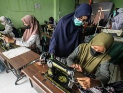 Angkat Derajat Para Janda di Kukar dengan Pelatihan Keahlian