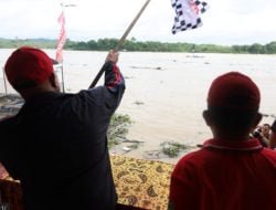 Bupati Kukar Berikan Rp 10 Juta untuk Hadiah Lomba Balap Ketinting