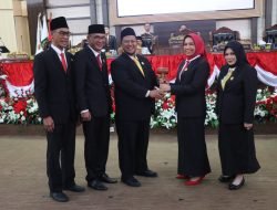 Farida dan Dayang Marisa Pimpin Sementara DPRD Kukar, Siap Jalankan Tugas