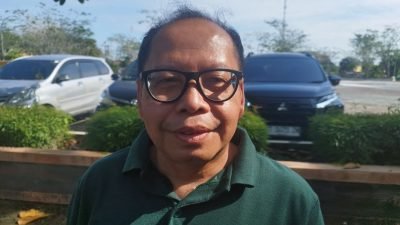 motor roda tiga angkut sampah