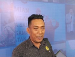 Warga Masih Pilih Cara Manual Urus Administrasi, Pemdes Kersik Kencangkan Literasi Digital