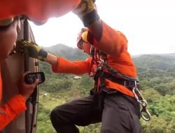 Puluhan Jam Terobos Medan Ekstrem, Basarnas Berhasil Temukan Korban Pesawat ATR 24-500