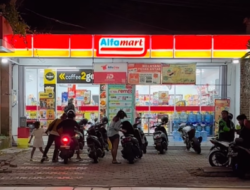 Rupiah Kian Melemah, Alfamart Kasih Sinyal Kenaikan Harga Produk Retail