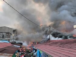 Pasar Sepinggan Balikpapan Terbakar, Pemkot Evakuasi Pedagang ke TPS