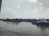 Selusuri Surutnya Sungai Mahakam, Disambut Banyak Konveyor